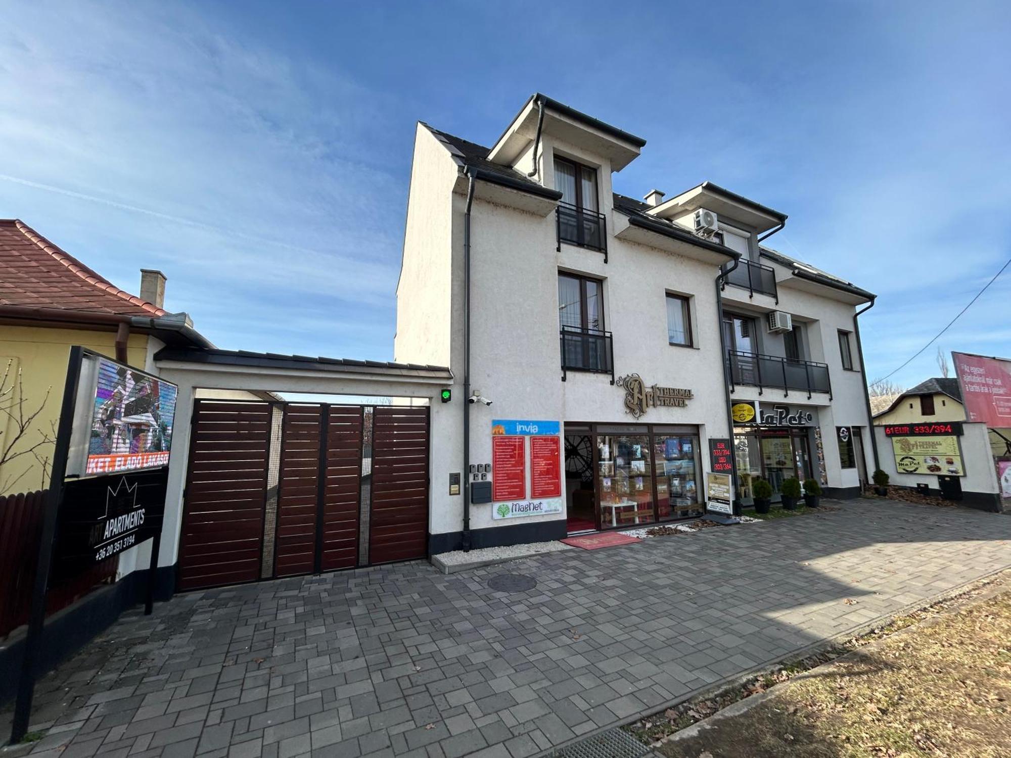 Lexi Classic Apartman Hajdúszoboszló Esterno foto