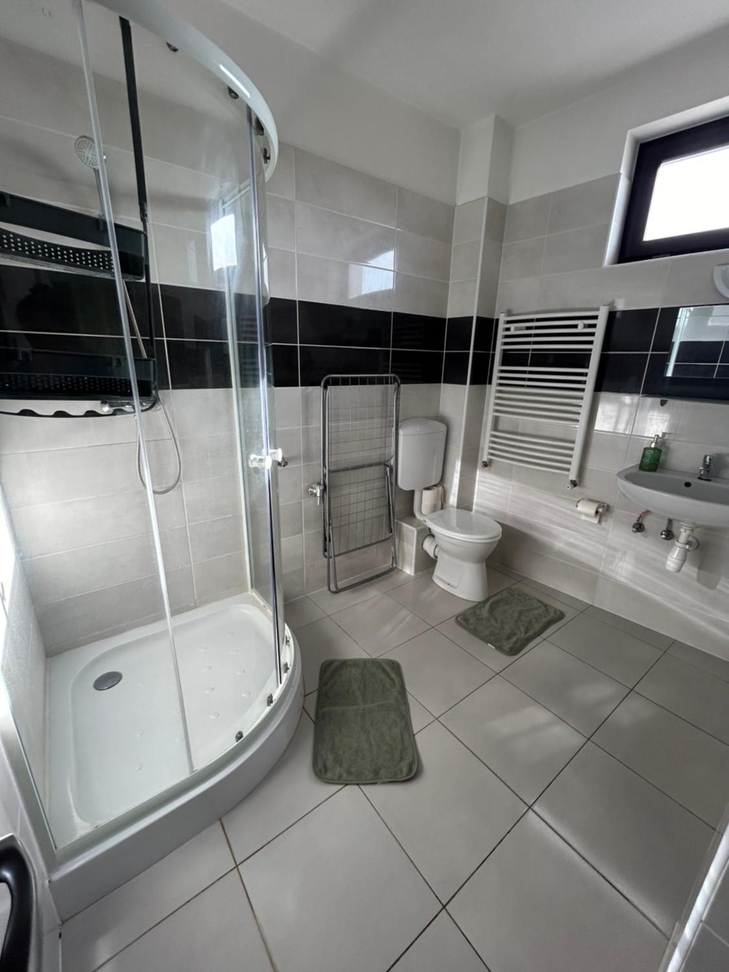 Lexi Classic Apartman Hajdúszoboszló Esterno foto
